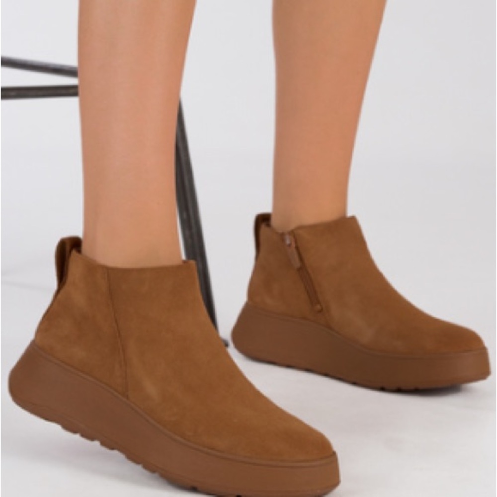 Fitflop SUMI Suede Ankle Booties